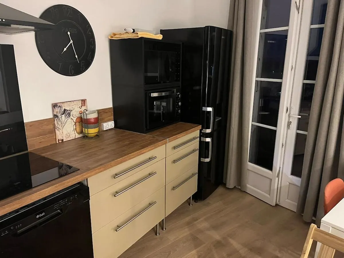 Lägenhet Appartement Charmant A Aubenas