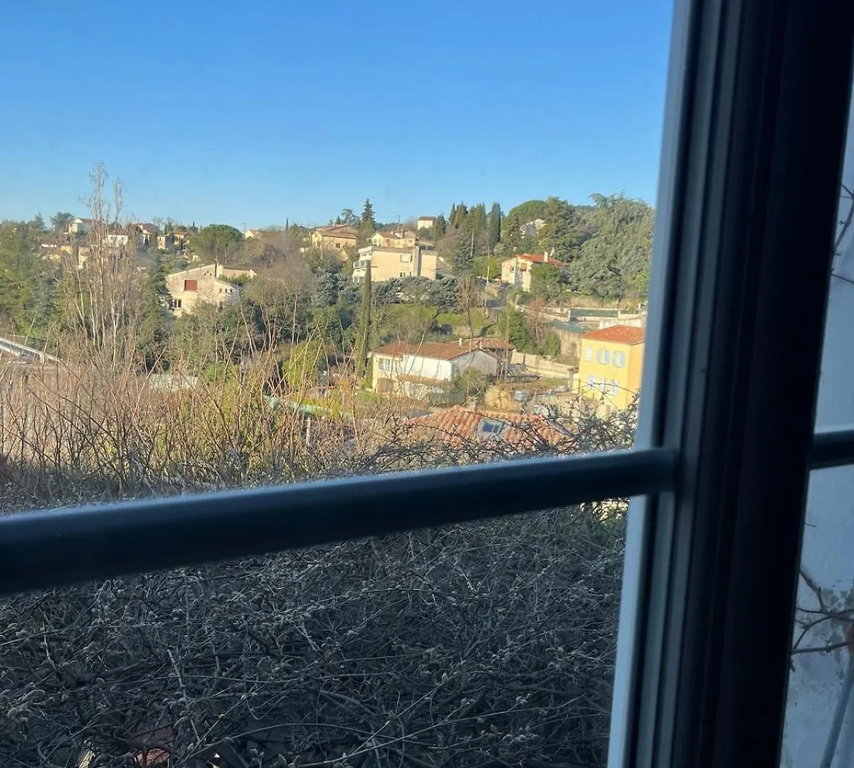 Appartement Charmant A אובנה