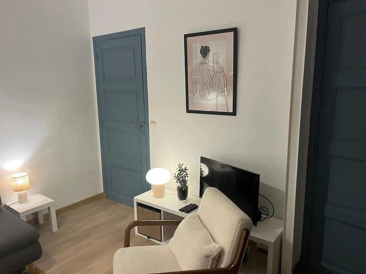 Lägenhet Appartement Charmant A Aubenas