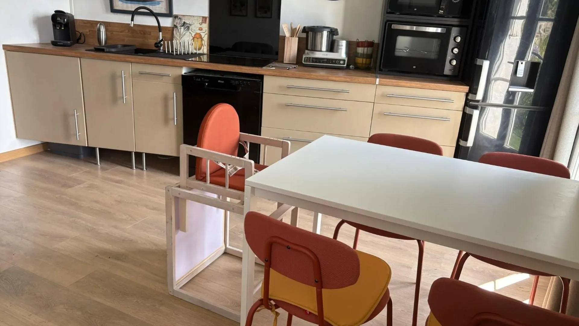 Appartement Charmant A Aubenas Frankrike