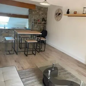  Appartement Superbe Au Chateau D'aubenas