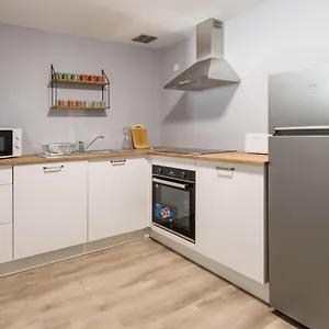  Appartement La Tour - Appt Climatise Pour 2